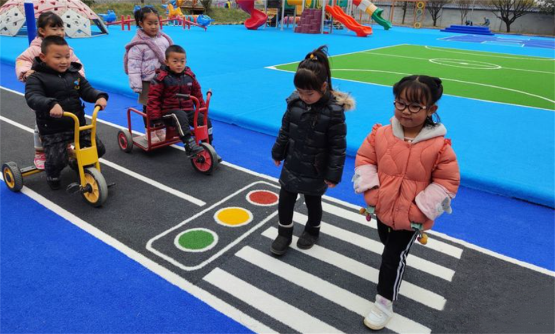 幼兒園場(chǎng)地設(shè)計(jì)，多利隆幼兒園專(zhuān)用地彈坪