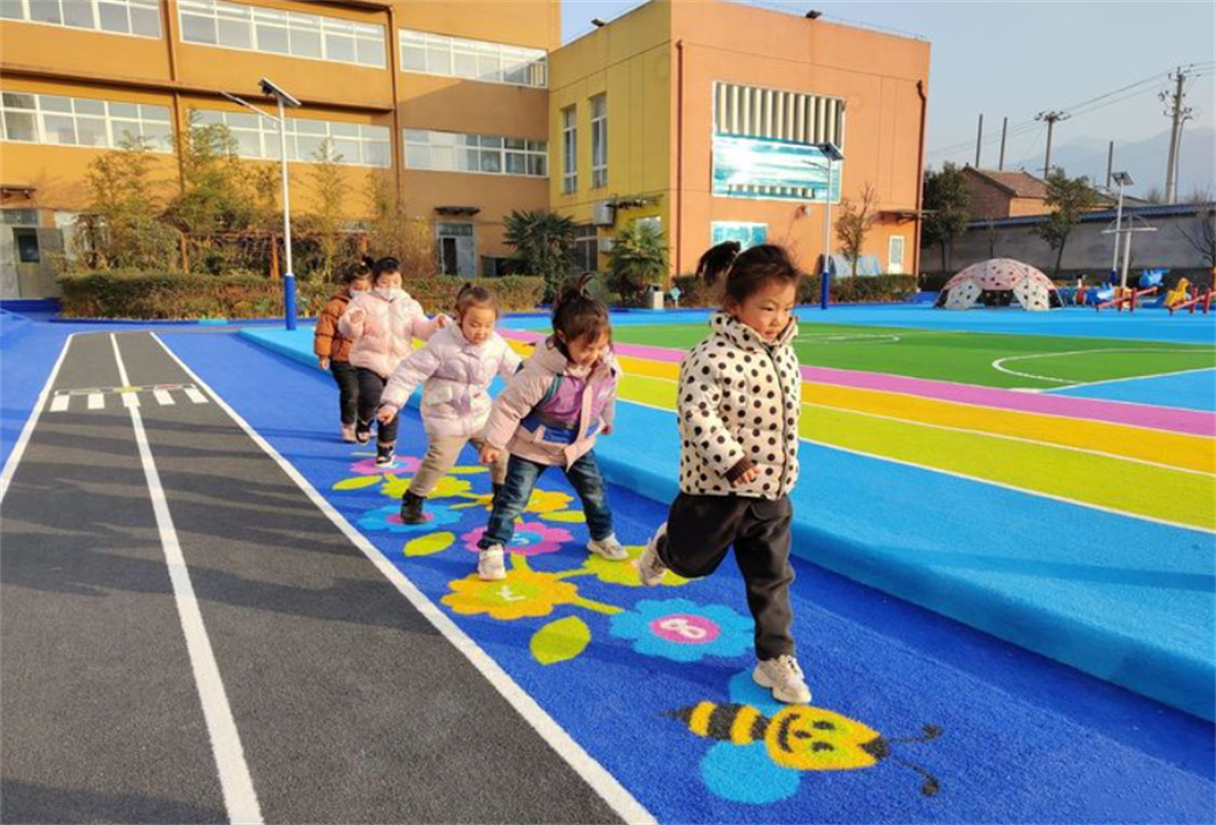 幼兒園場(chǎng)地設(shè)計(jì)，多利隆幼兒園專(zhuān)用地彈坪