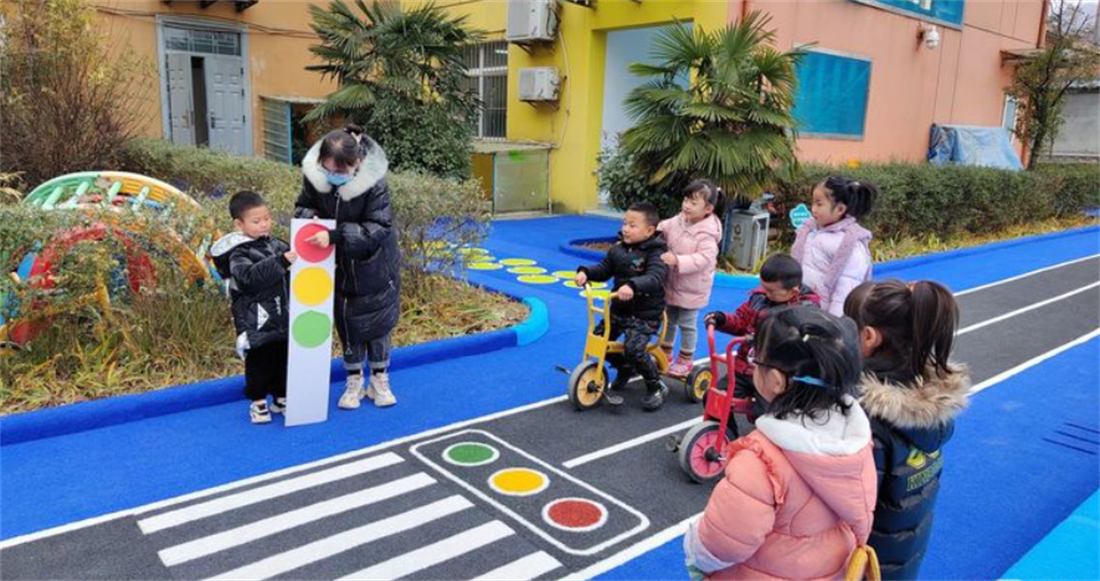 1681954441300416.png 幼兒園場地設(shè)計